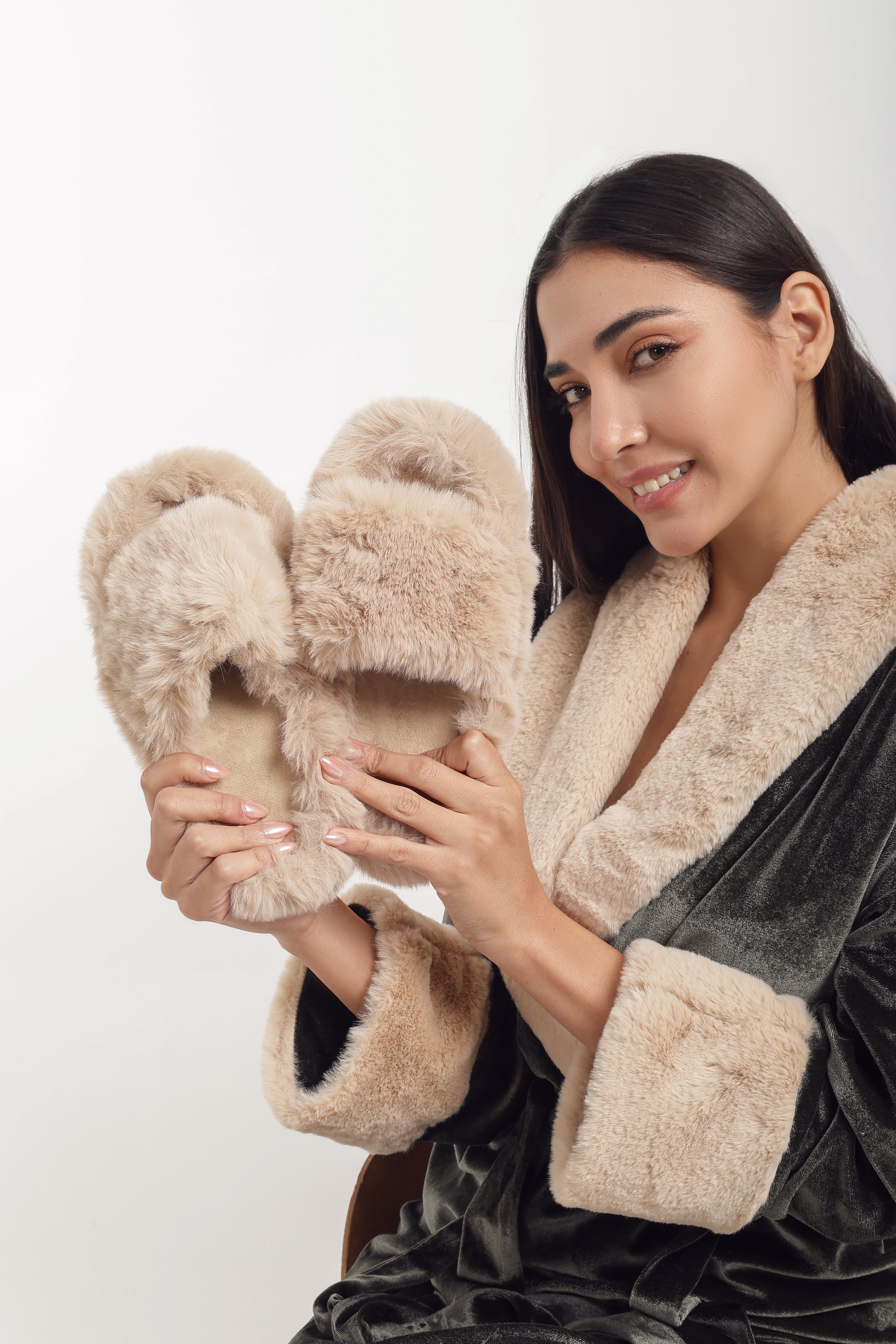 Faux Fur Open-Toe Slippers - Beige