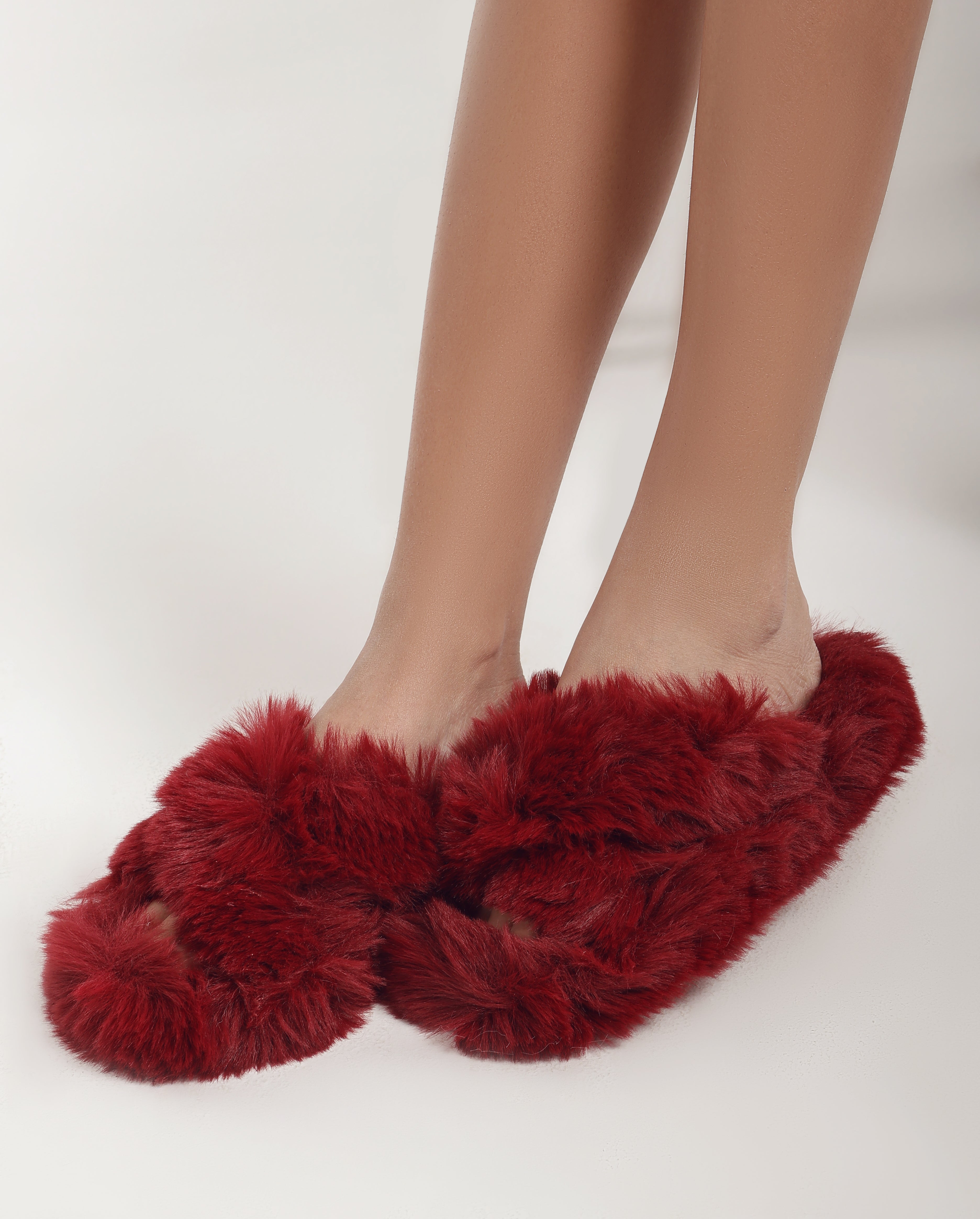 Faux Fur Criss-Cross Slippers - Maroon