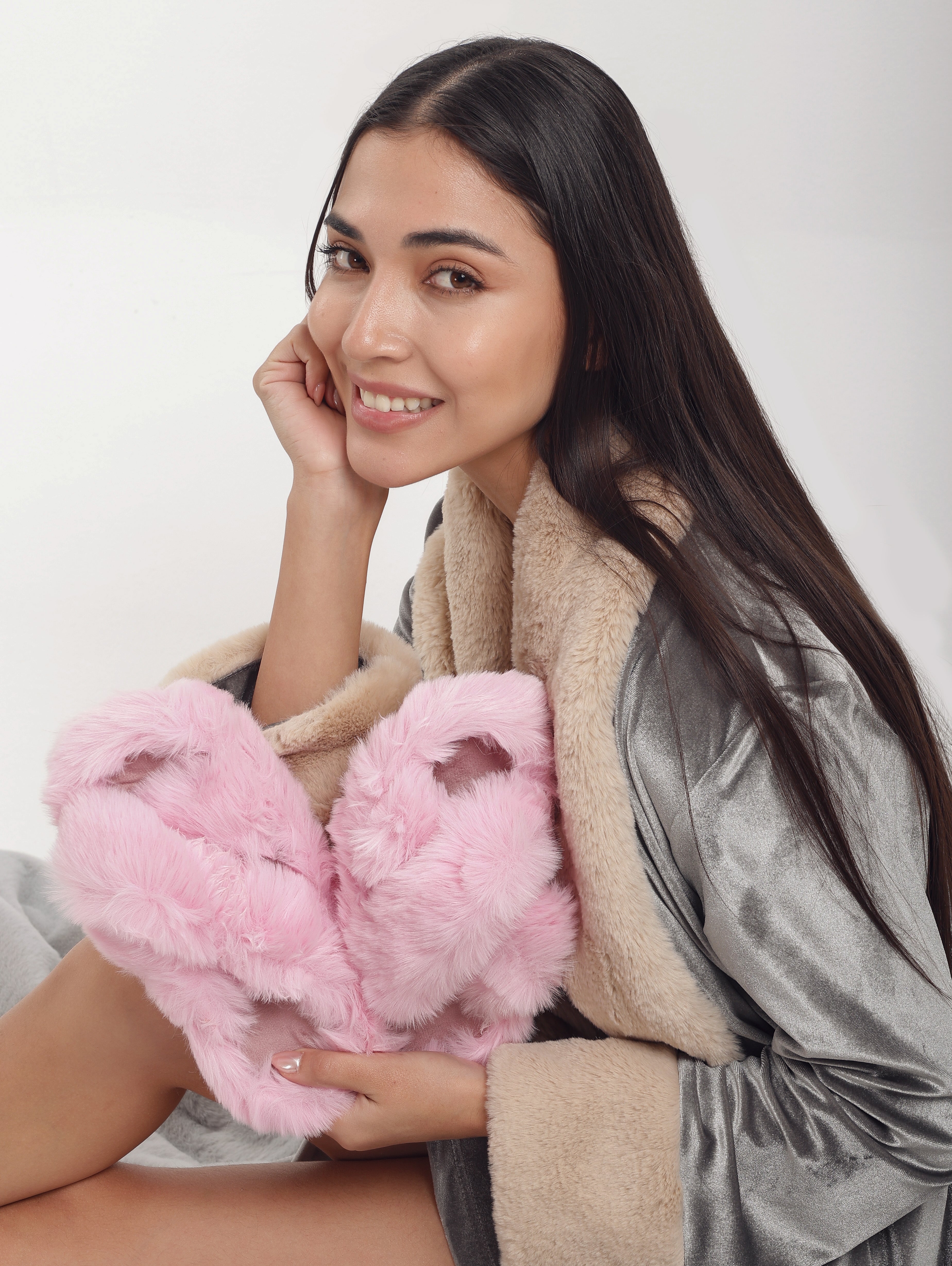 Faux Fur Criss-Cross Slippers - Pink