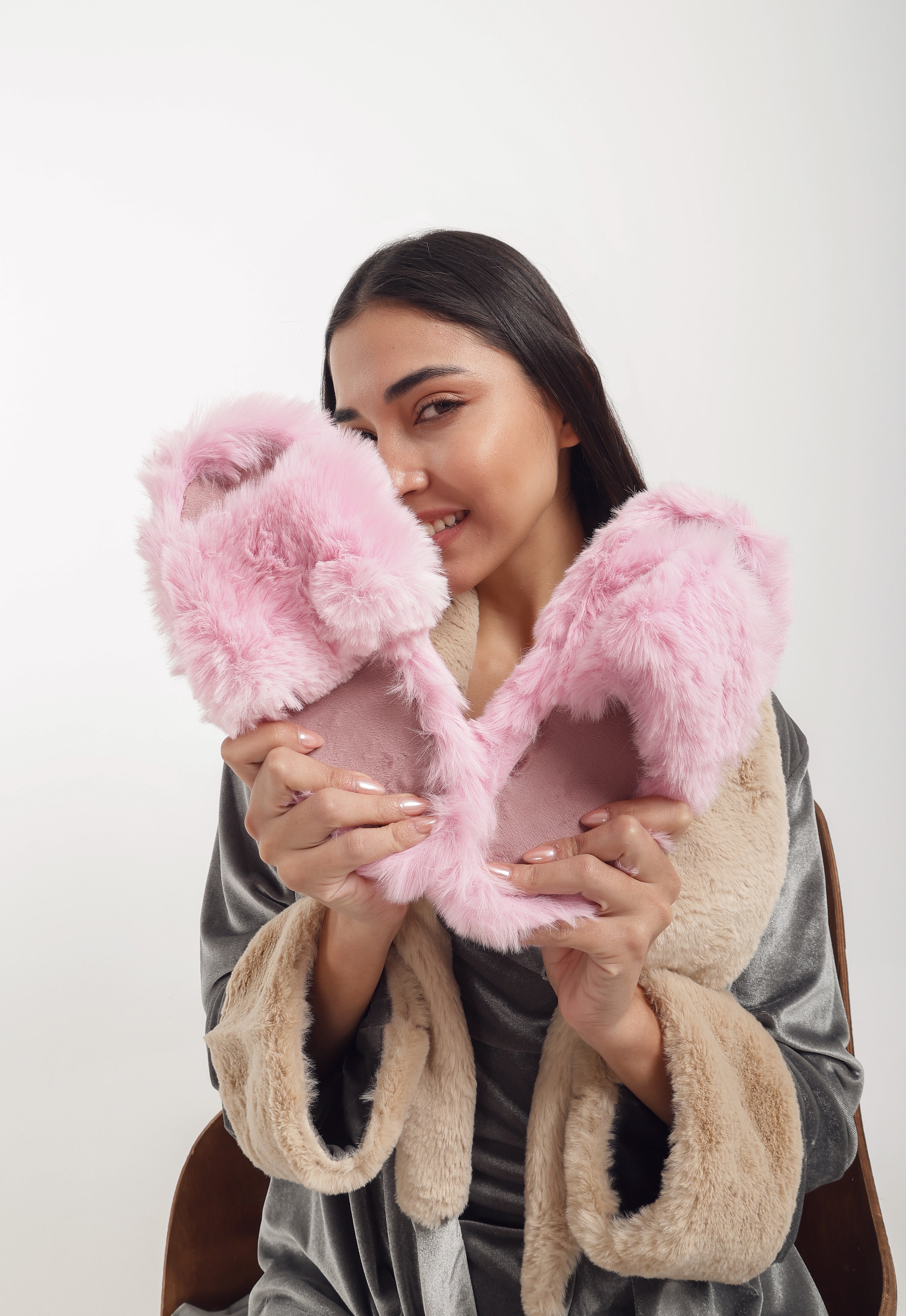 Faux Fur Open-Toe Slippers - Pink